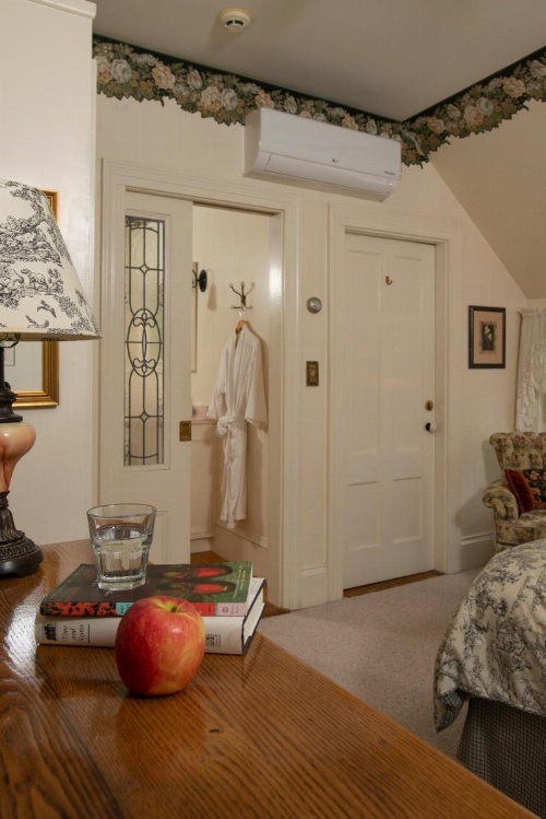 Camden Maine Stay Inn image 39